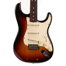 1982 Fender American Vintage ‘62 Stratocaster 3-Tone Sunburst