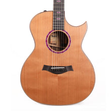 Taylor Custom Shop Grand Auditorium Florentine Western Red Cedar and Laurelwood 2019