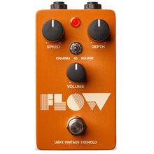 Universal Audio UAFX Flow Vintage Tremolo Effect Pedal