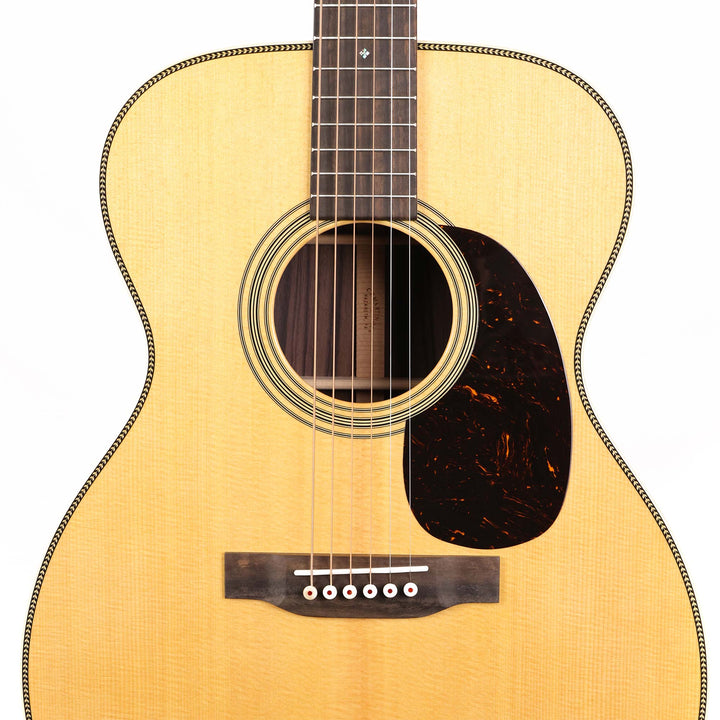 Martin Standard Series 000-28 Acoustic Natural